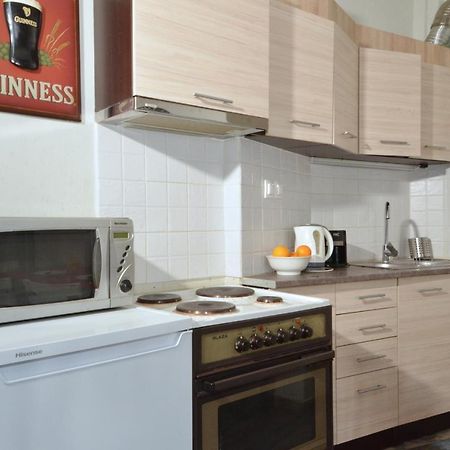 Stathmos Larissis A, A Cozy 2Br Apartment, Clo... Atenas Exterior foto