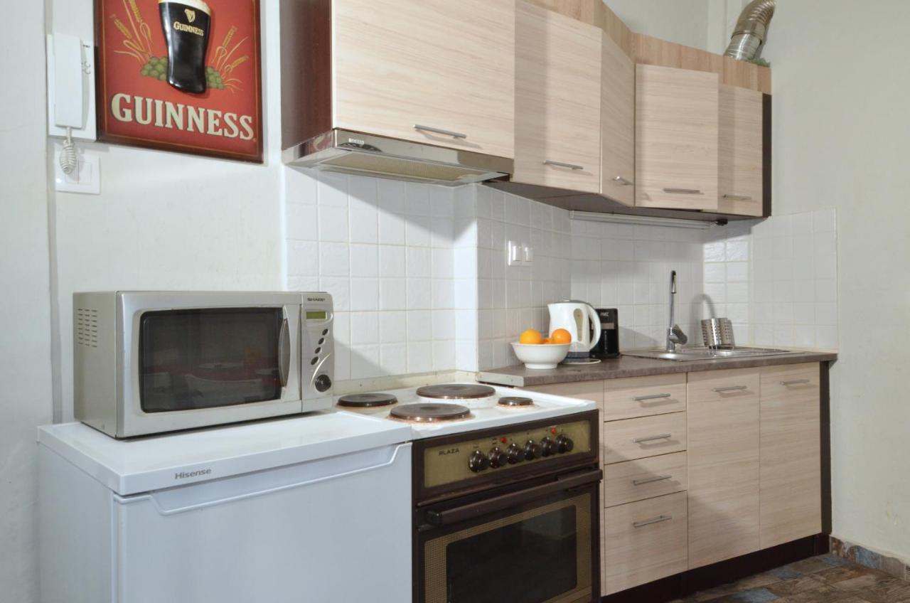 Stathmos Larissis A, A Cozy 2Br Apartment, Clo... Atenas Exterior foto