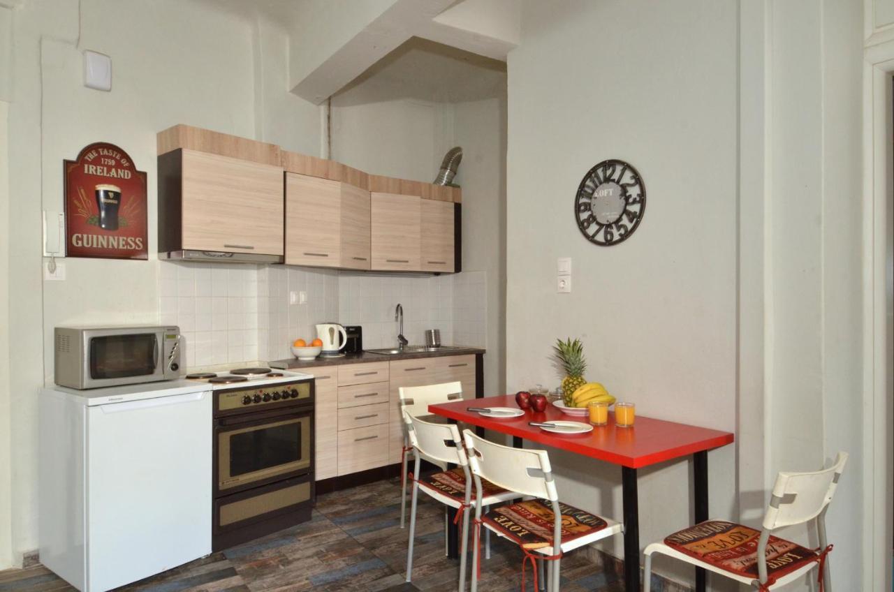 Stathmos Larissis A, A Cozy 2Br Apartment, Clo... Atenas Exterior foto